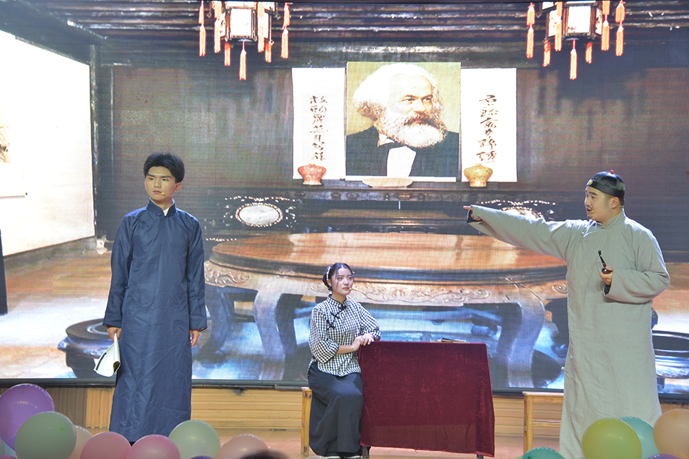 说明: http://www.xyu.edu.cn/__local/1/15/08/0F3E83E48EDE4527E648F5F8D5F_B9FBF0F6_A2094.jpg