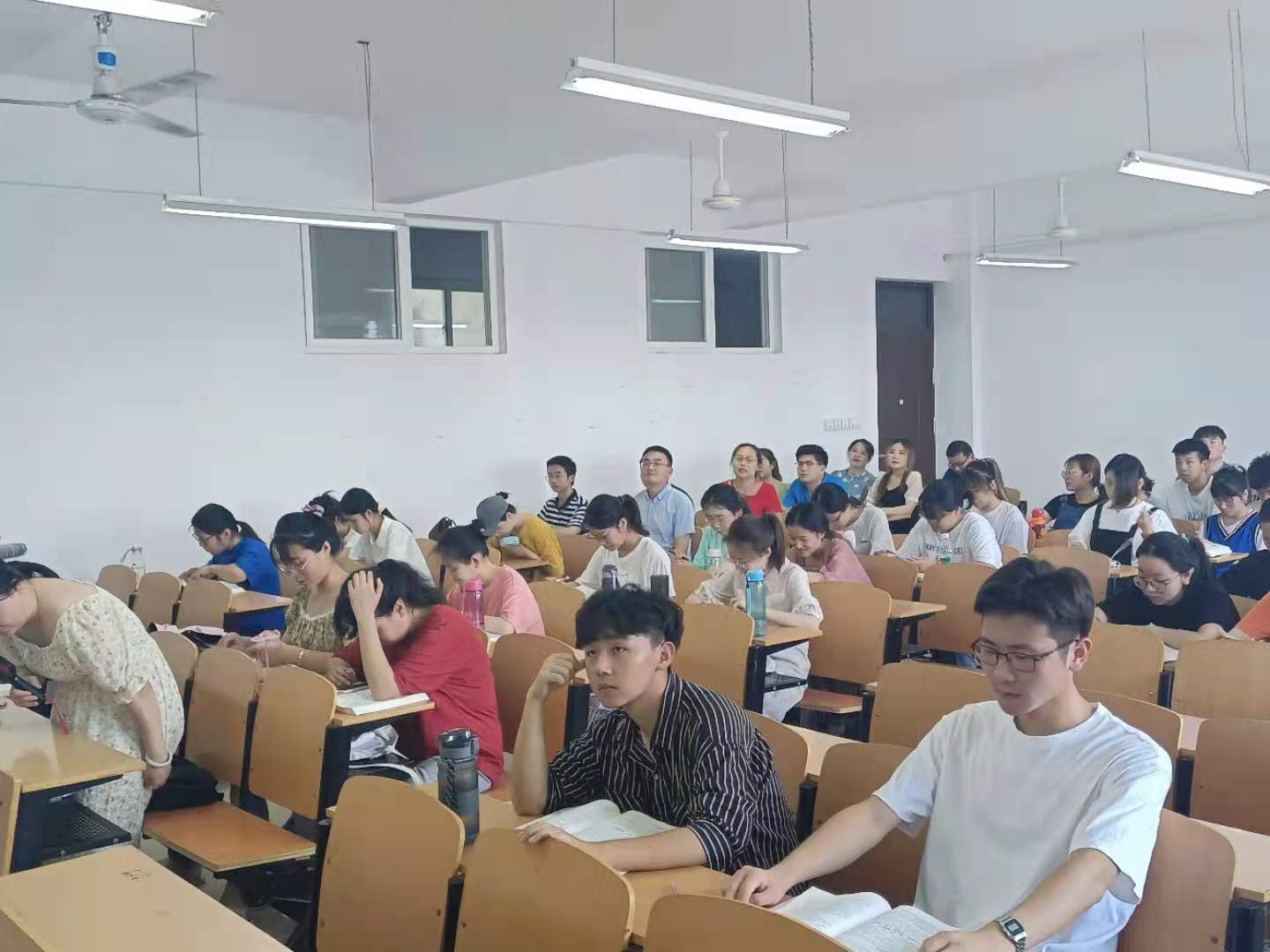 说明: 微信图片_20210601163639