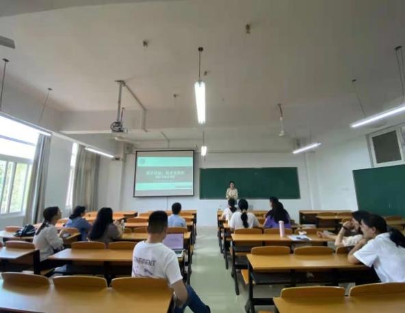 说明: 0573fe5c9c1a8018b2b4f78cbbede67 说明: 0573fe5c9c1a8018b2b4f78cbbede67