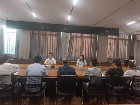 说明: 0427767bc068a500179c116c7ca874c 说明: 0427767bc068a500179c116c7ca874c