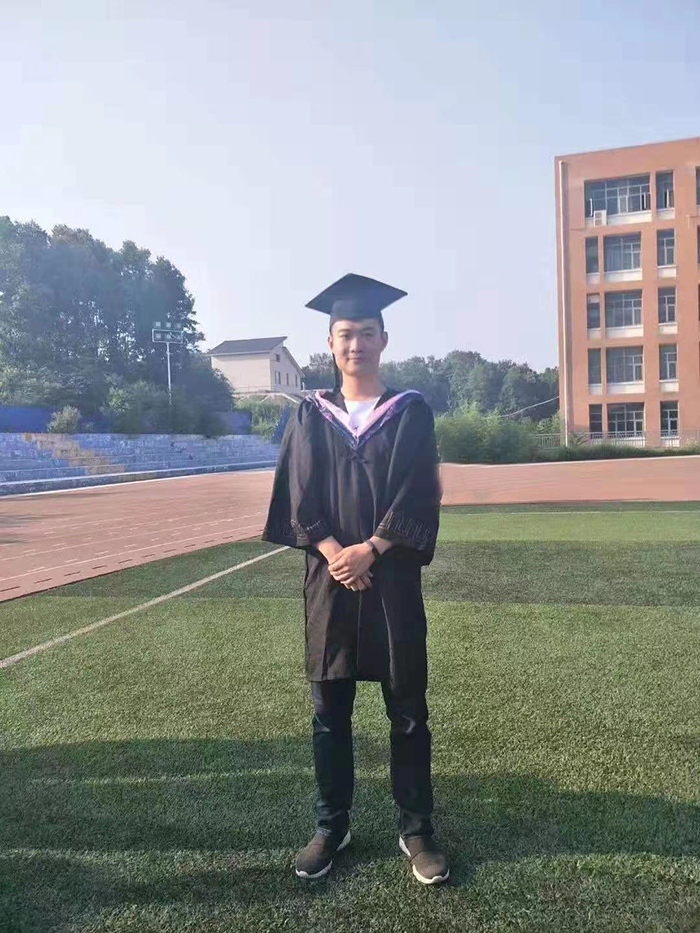 说明: http://www.xyu.edu.cn/__local/D/88/50/E90B427A9EAFB53E5ABE62DE236_F1D691C1_6F17E.jpg