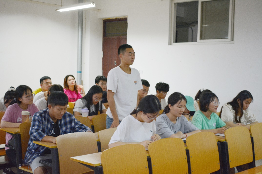 说明: C:\Users\朱龙宇\Desktop\7DF6609AAC407680A5E84EF3985B4EC8.jpg